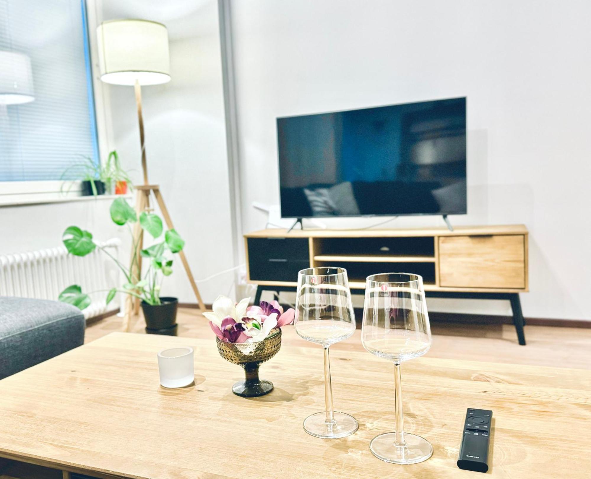 דירות Turku Central Luxury Modern Cozy Flat 69M2 מראה חיצוני תמונה